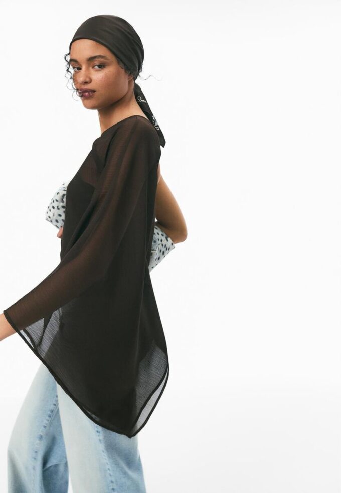 Asymmetric Cape Asymmetric Cape