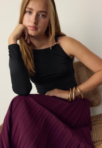 Asymmetric T-Shirt with Metal Buckle