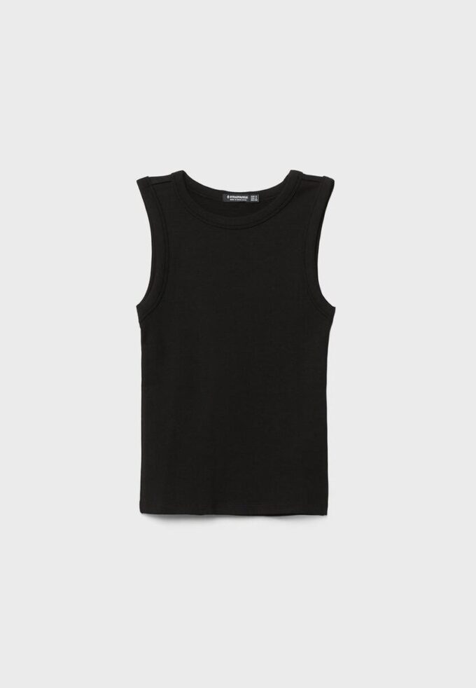 B04 Basic Fitted Sleeveless Top