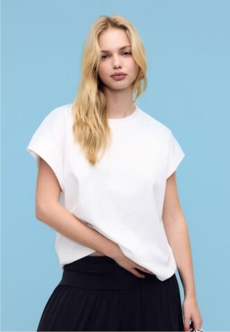 B06 Basic Dropped-Shoulder T-Shirt