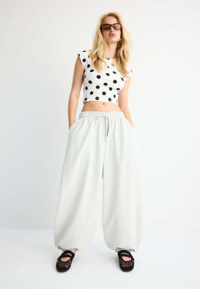 Balloon Volume Jogger Trousers Balloon Volume Jogger Trousers