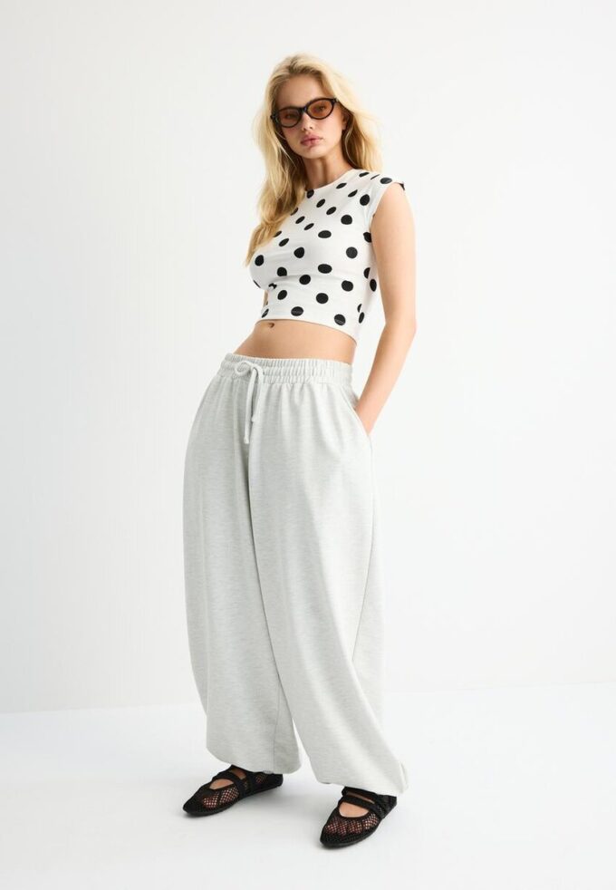 Balloon Volume Jogger Trousers Balloon Volume Jogger Trousers