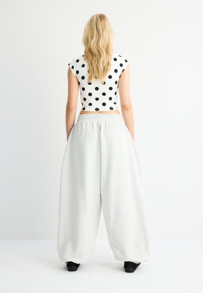 Balloon Volume Jogger Trousers Balloon Volume Jogger Trousers