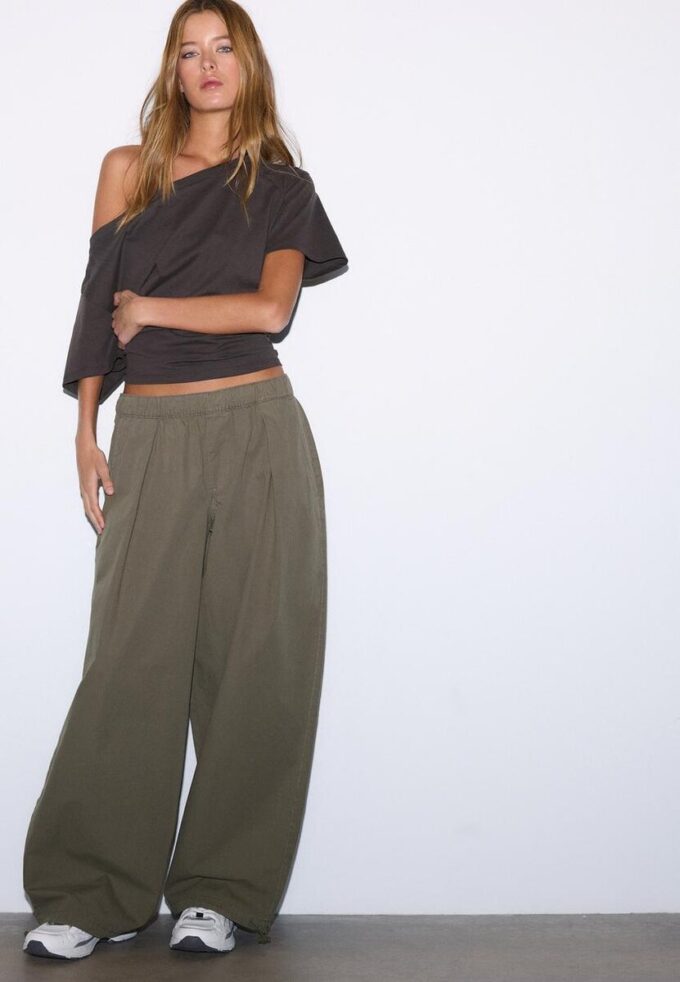 Barrel Poplin Trousers with Stoppers Barrel Poplin Trousers with Stoppers