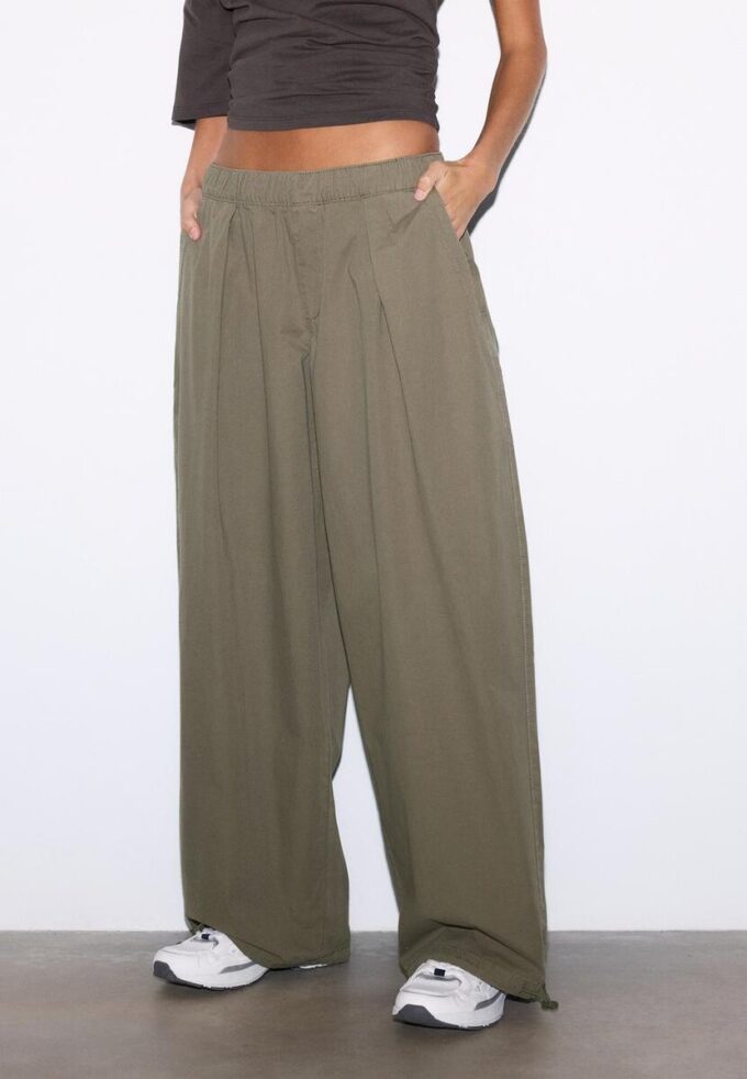 Barrel Poplin Trousers with Stoppers Barrel Poplin Trousers with Stoppers
