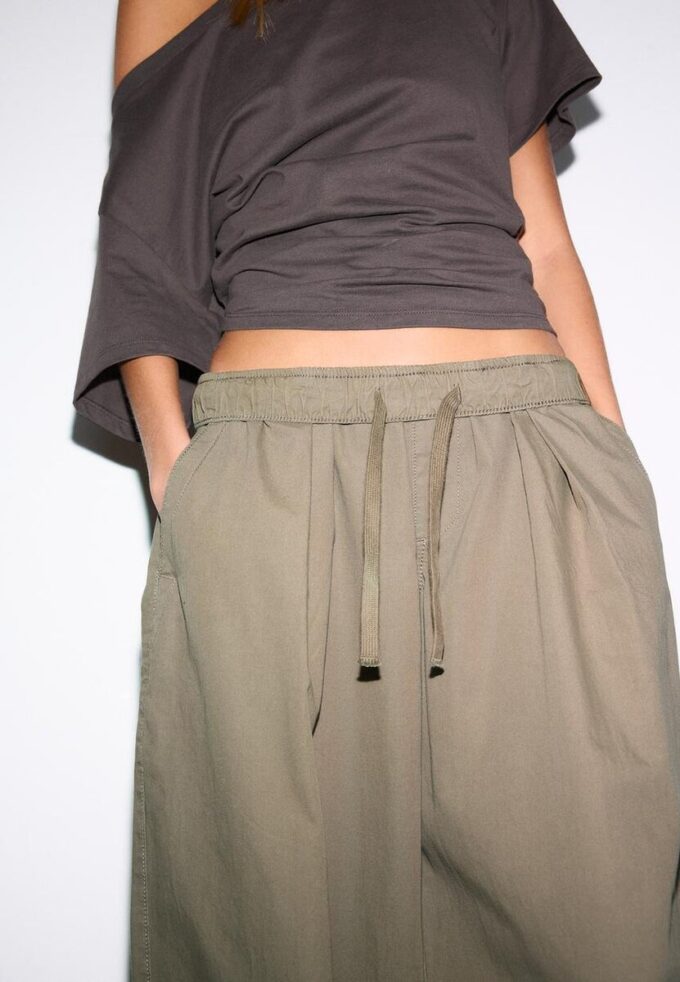 Barrel Poplin Trousers with Stoppers Barrel Poplin Trousers with Stoppers