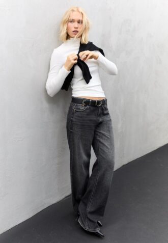 Basic High Neck T-Shirt