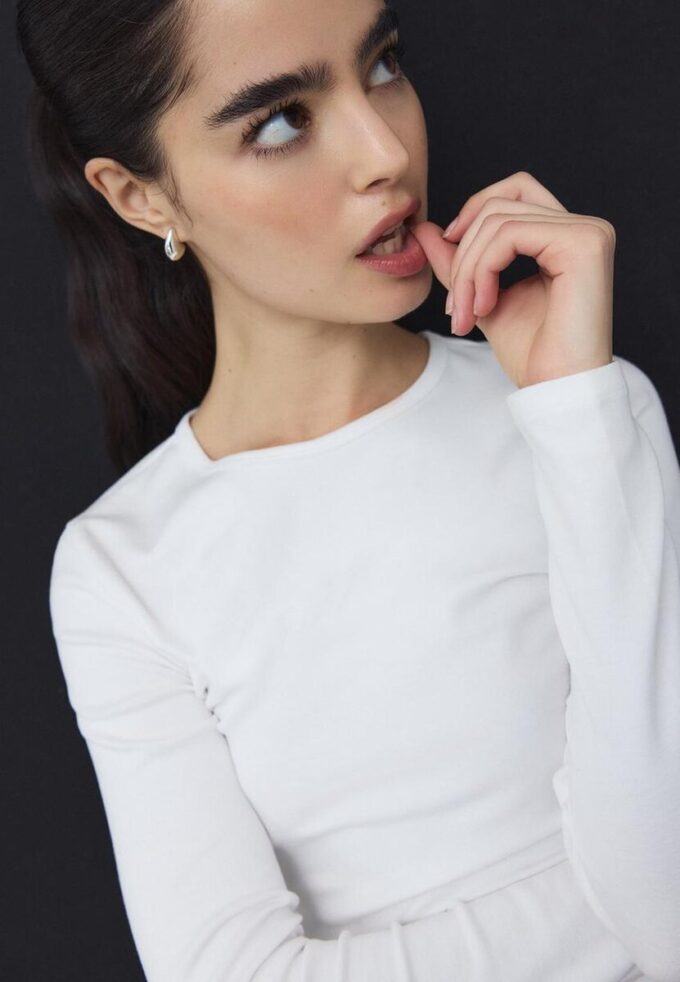 Basic Long Sleeve Cotton T-Shirt Basic Long Sleeve Cotton T-Shirt