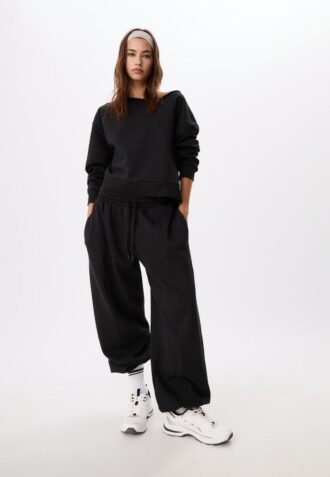 Basic Off-The-Shoulder Sweatshirt