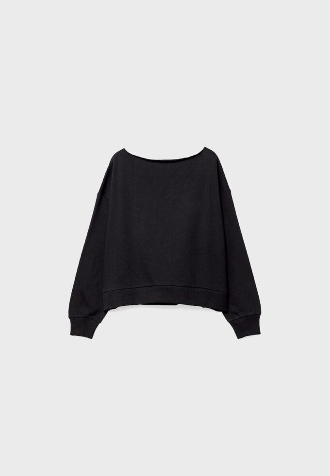 Basic Off-The-Shoulder Sweatshirt