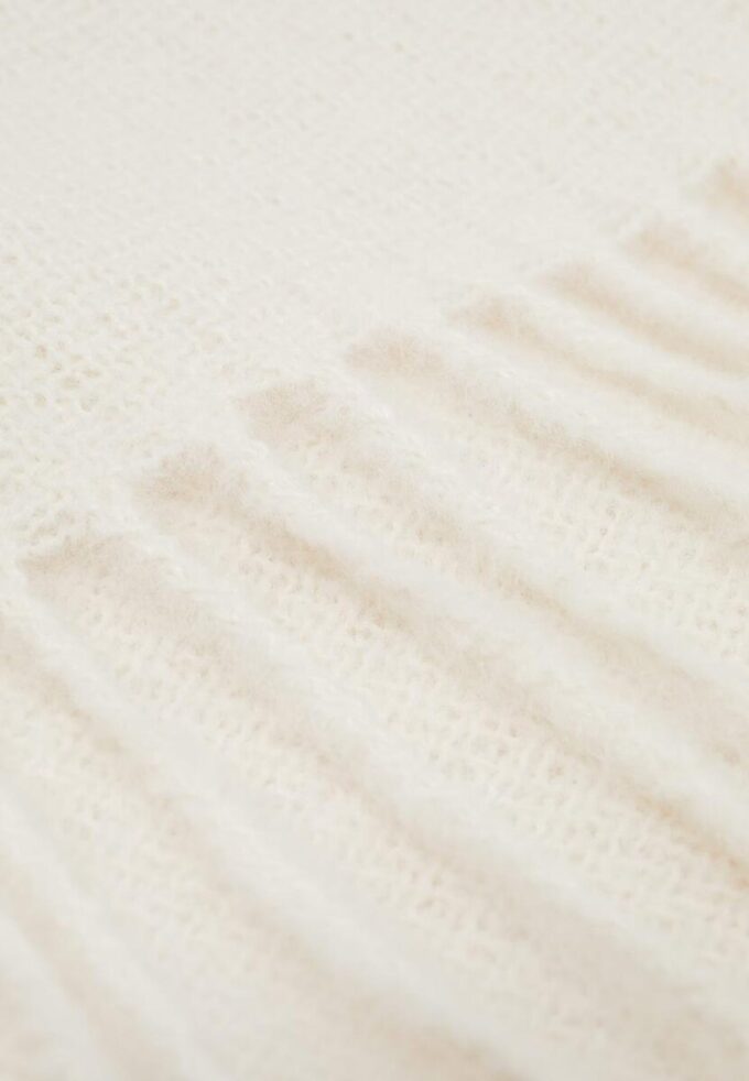 Brushed Thread Scarf