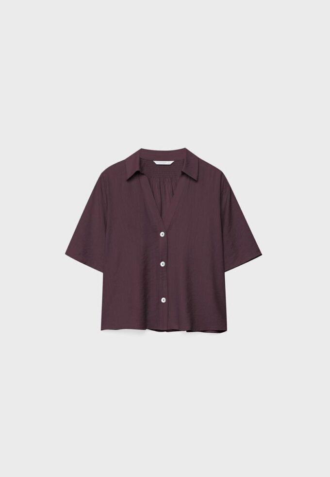 Button-Up Flowing Shirt Button-Up Flowing Shirt