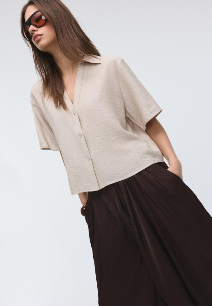 Button-Up Flowing Shirt Button-Up Flowing Shirt