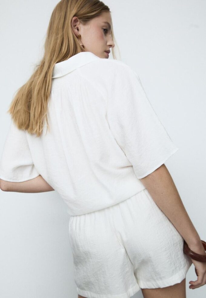 Button-Up Flowing Shirt Button-Up Flowing Shirt