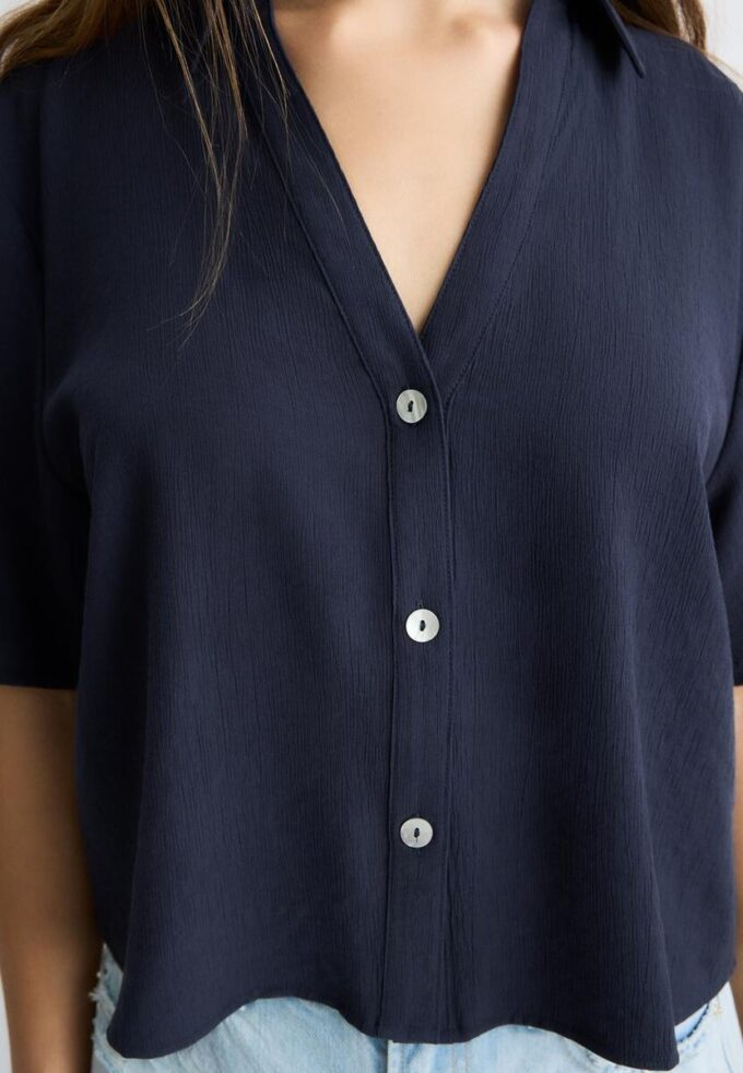 Button-Up Flowing Shirt Button-Up Flowing Shirt