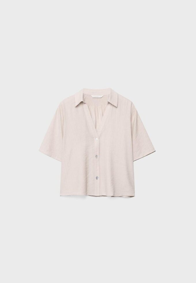 Button-Up Flowing Shirt Button-Up Flowing Shirt