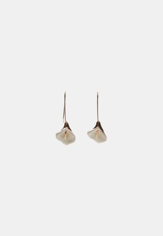 Cala Lily Flower Earrings
