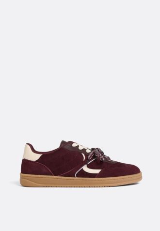 Casual Sneakers with Double Laces