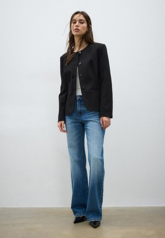 Collarless Blazer