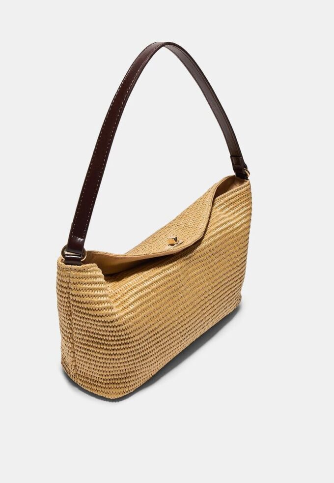 Crochet Shoulder Bag with Metal Fastening Crochet Shoulder Bag with Metal Fastening