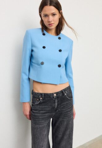Cropped Round Neck Blazer