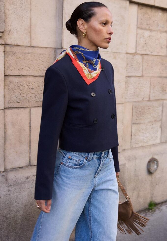 Cropped Round Neck Blazer Cropped Round Neck Blazer
