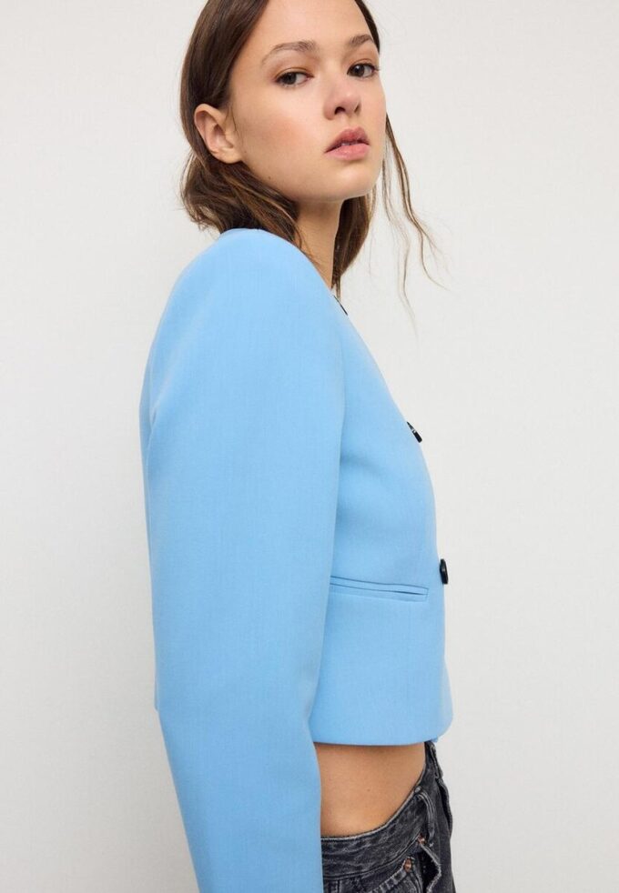 Cropped Round Neck Blazer