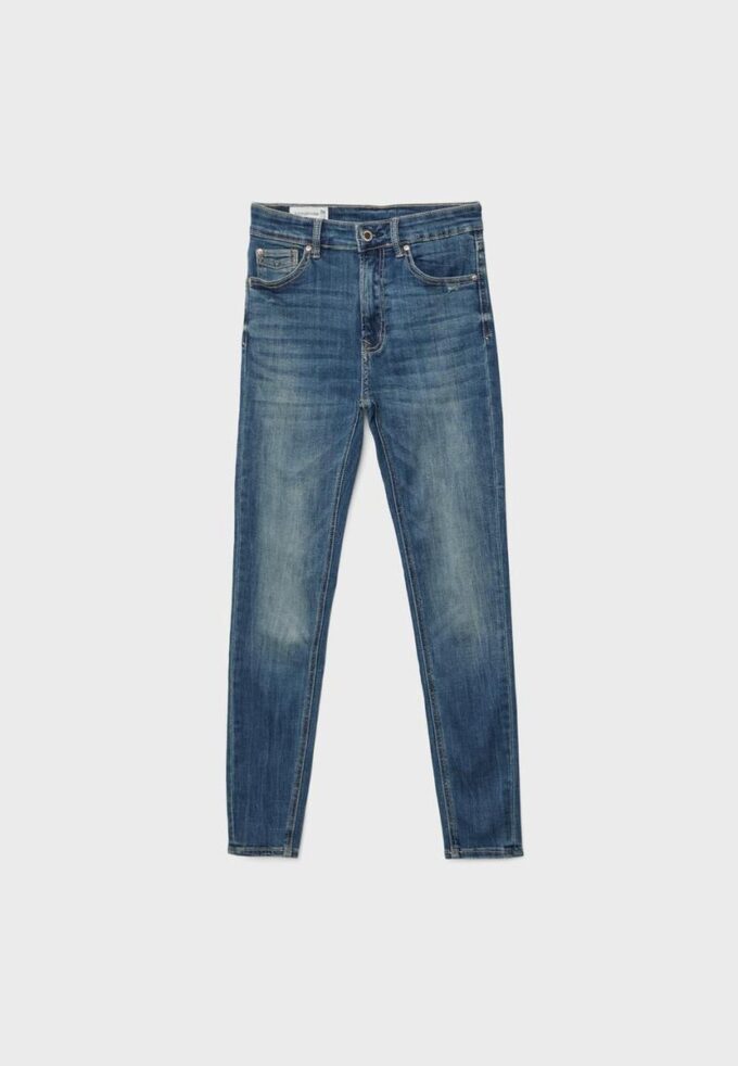 D07 High-Waist Jeans D07 High-Waist Jeans