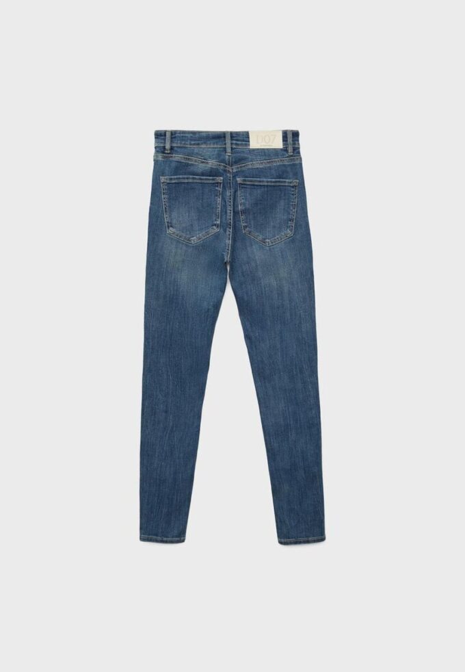 D07 High-Waist Jeans D07 High-Waist Jeans
