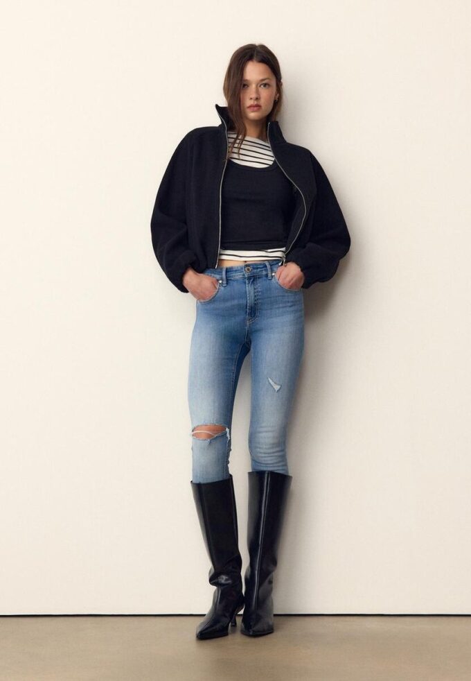 D07 Regular Waist Skinny Jeans D07 Regular Waist Skinny Jeans