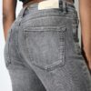 D07 Regular Waist Skinny Jeans