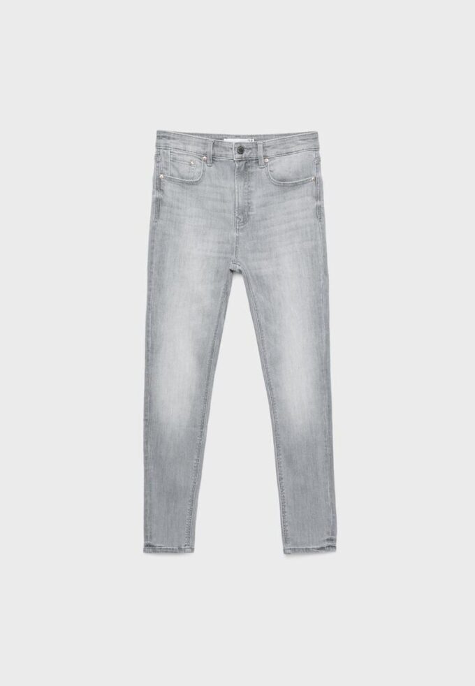 D07 Regular Waist Skinny Jeans