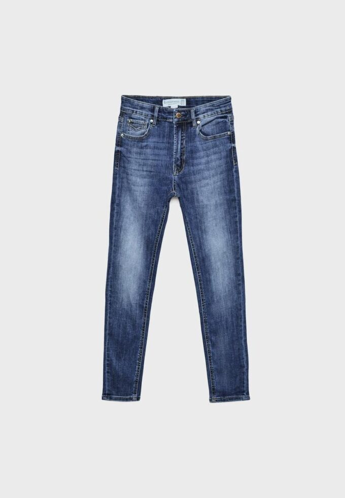 D07 Regular Waist Skinny Jeans