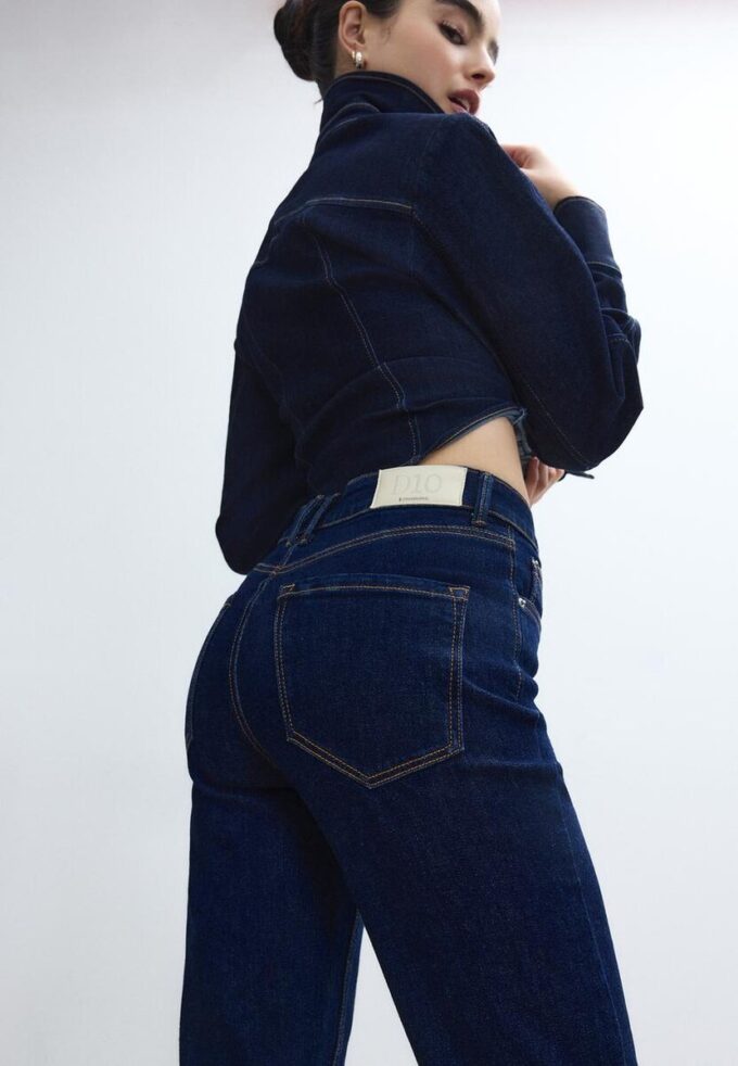 D10 Slim Fit Mom Jeans D10 Slim Fit Mom Jeans
