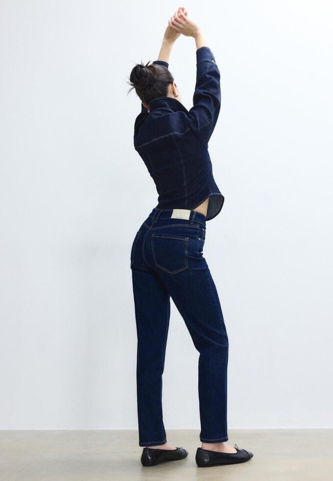 D10 Slim Fit Mom Jeans D10 Slim Fit Mom Jeans