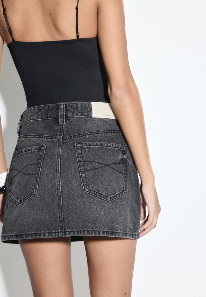 D60 Basic Denim Mini Skirt D60 Basic Denim Mini Skirt