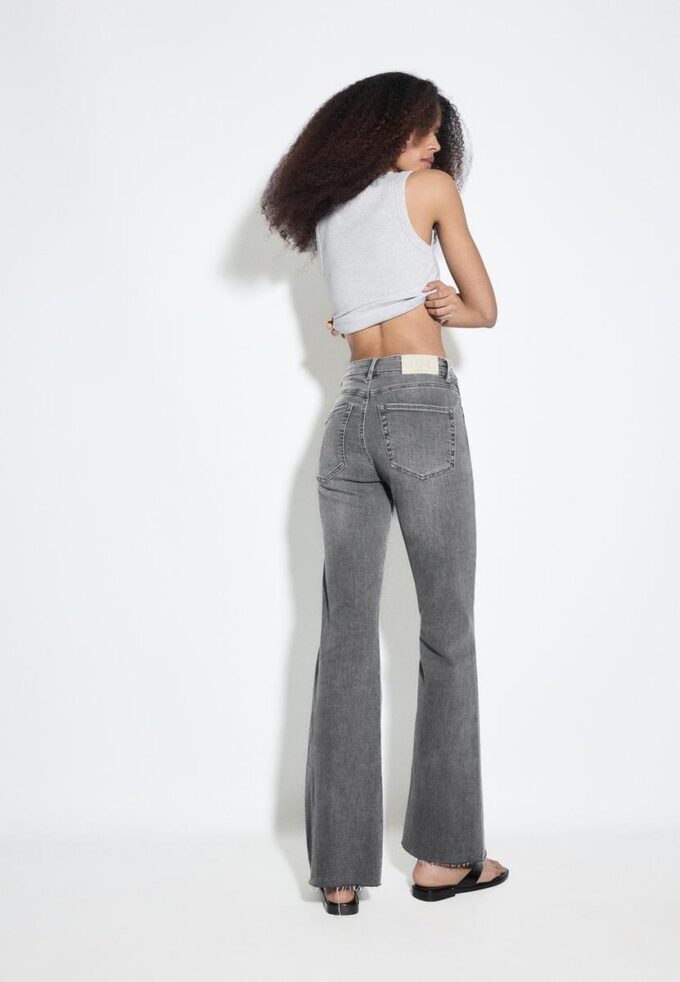 D74 Flared Jeans with Slit D74 Flared Jeans with Slit
