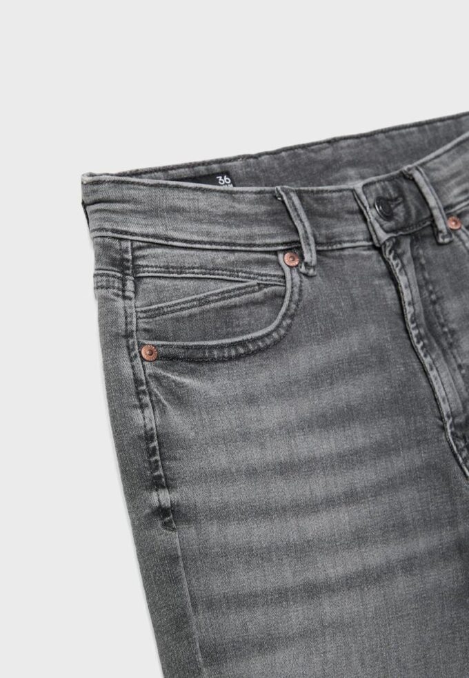 D74 Flared Jeans with Slit D74 Flared Jeans with Slit