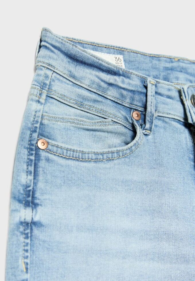 D74 Flared Jeans with Slit D74 Flared Jeans with Slit