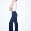 D77 Minimalist Jeans with Pockets