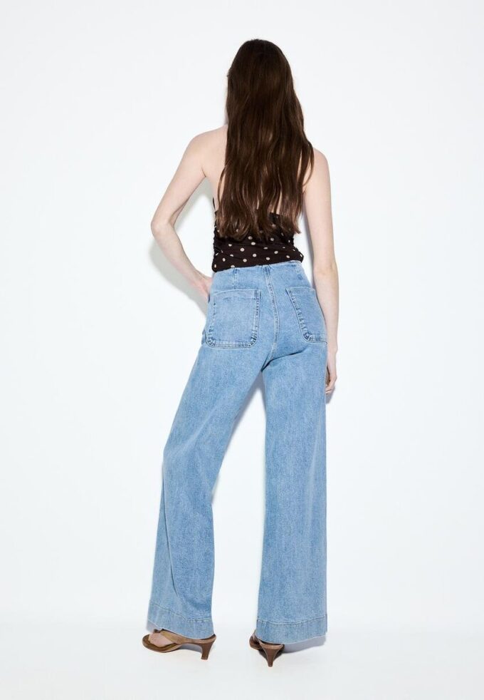 D77 Minimalist Jeans with Pockets D77 Minimalist Jeans with Pockets