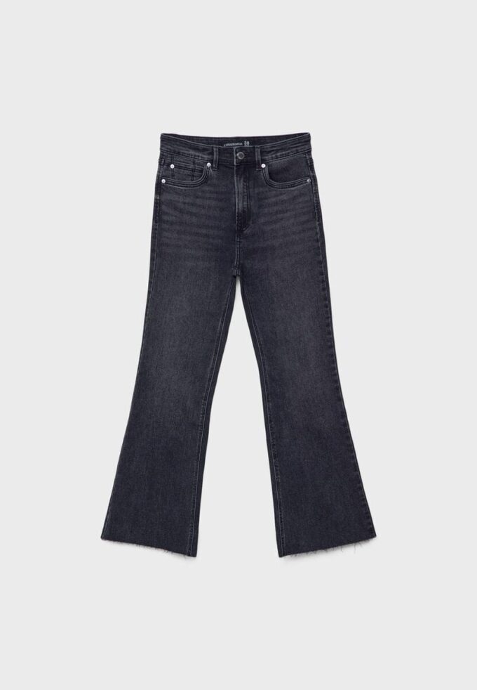 D78 Cropped Flared Jeans D78 Cropped Flared Jeans