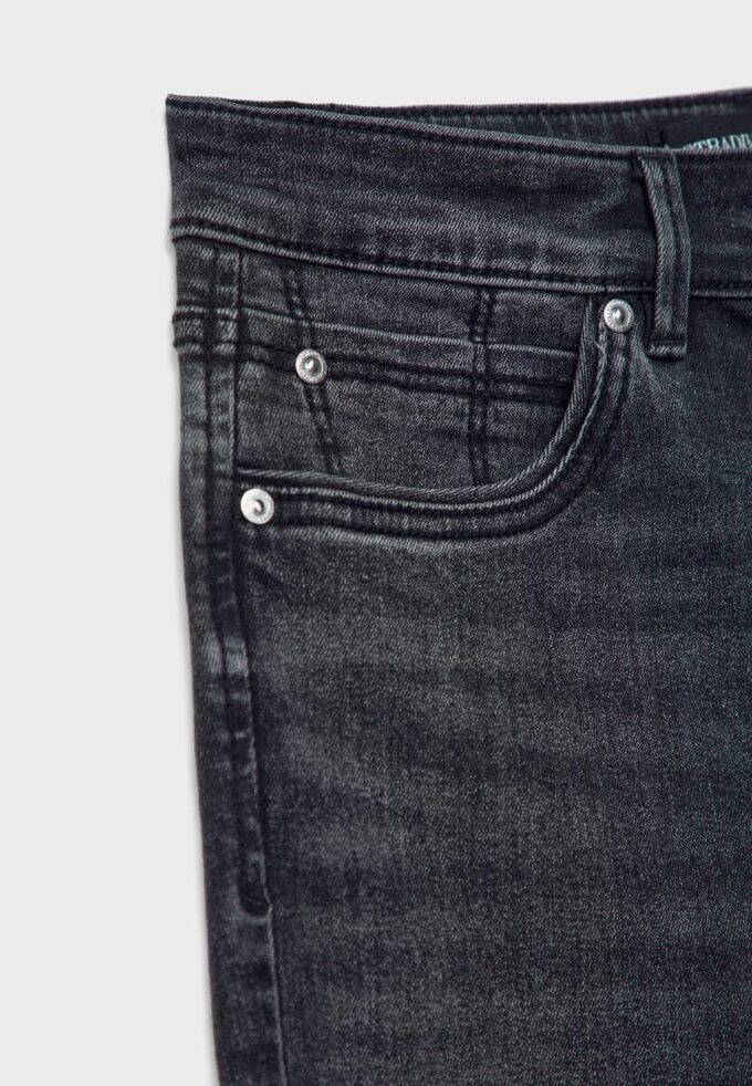 D78 Cropped Flared Jeans D78 Cropped Flared Jeans