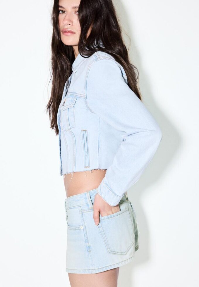 D79 Low-Waist Shorts D79 Low-Waist Shorts