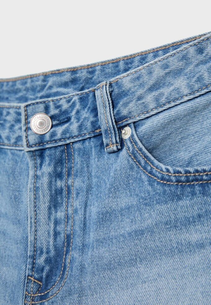 D79 Low-Waist Shorts D79 Low-Waist Shorts