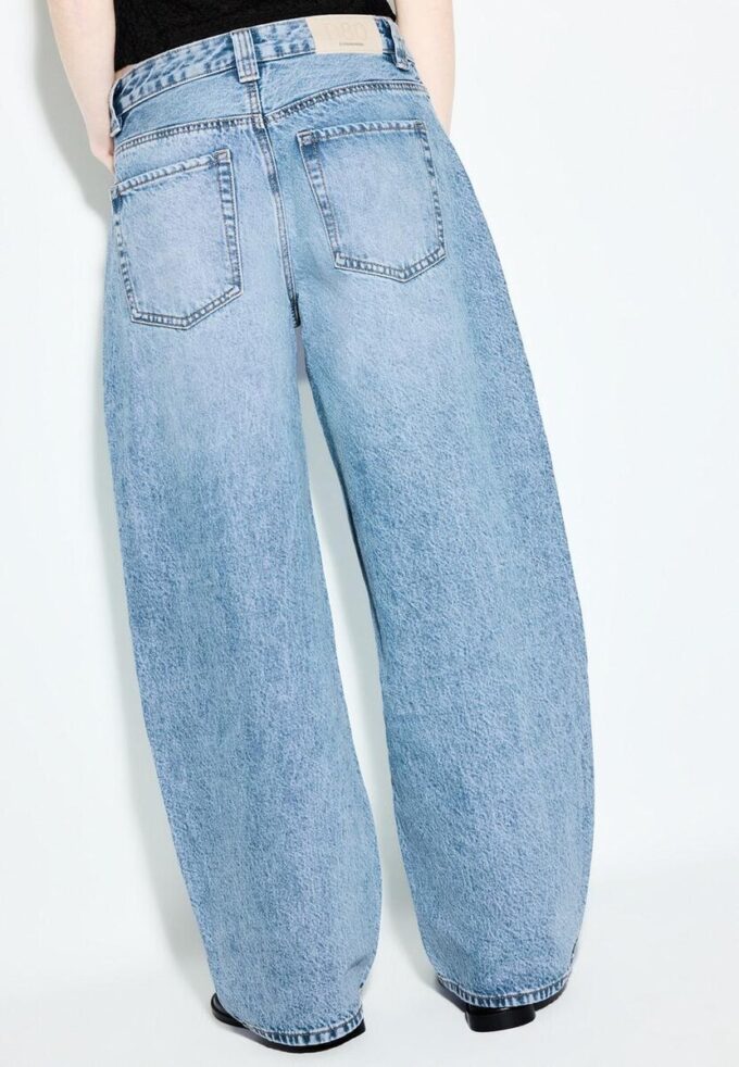 D80 Barrel Fit Jeans D80 Barrel Fit Jeans
