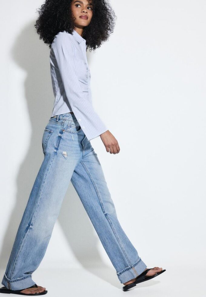 D92 Straight Wide-Leg Jeans