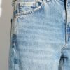 D92 Straight Wide-Leg Jeans