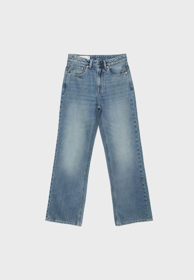 D92 Straight Wide-Leg Jeans