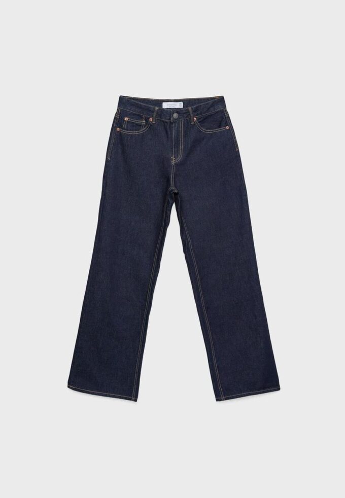D92 Straight Wide-Leg Jeans